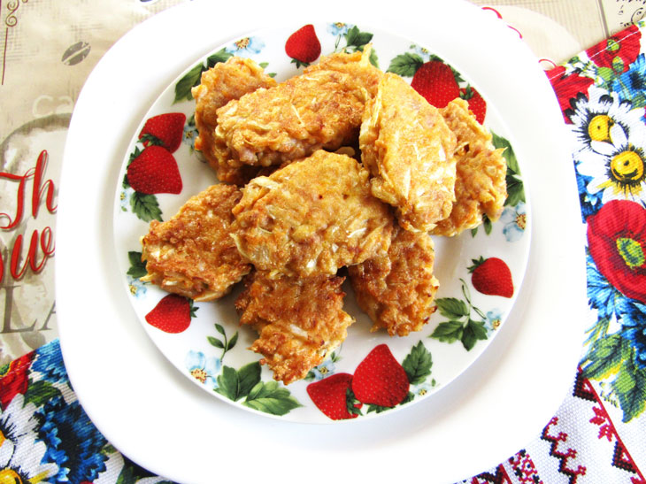 Cutlets "Tender" from minced meat and cabbage - a step-by-step recipe with a photo