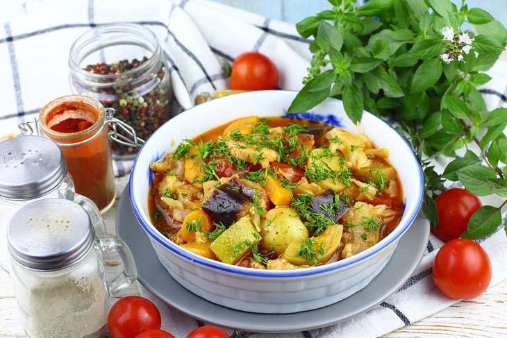 Vegetable stew with turkey - very satisfying and tasty