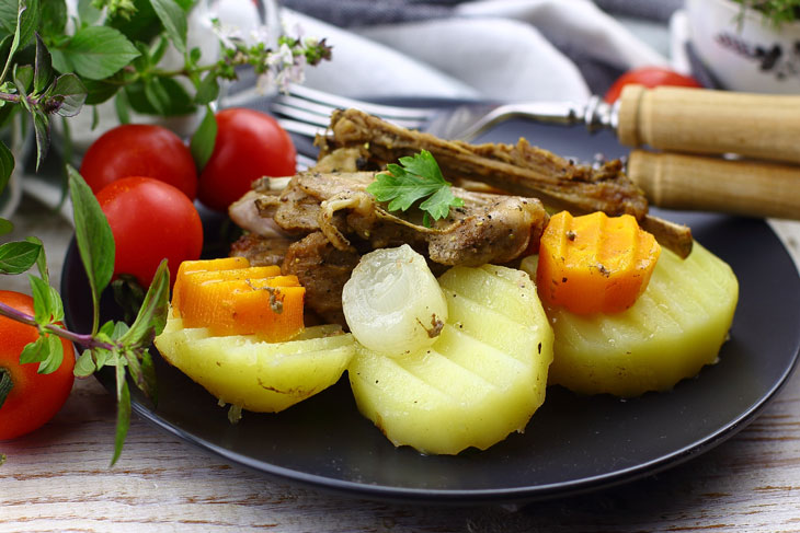 Lamb ribs with potatoes in the oven - an incredible yummy