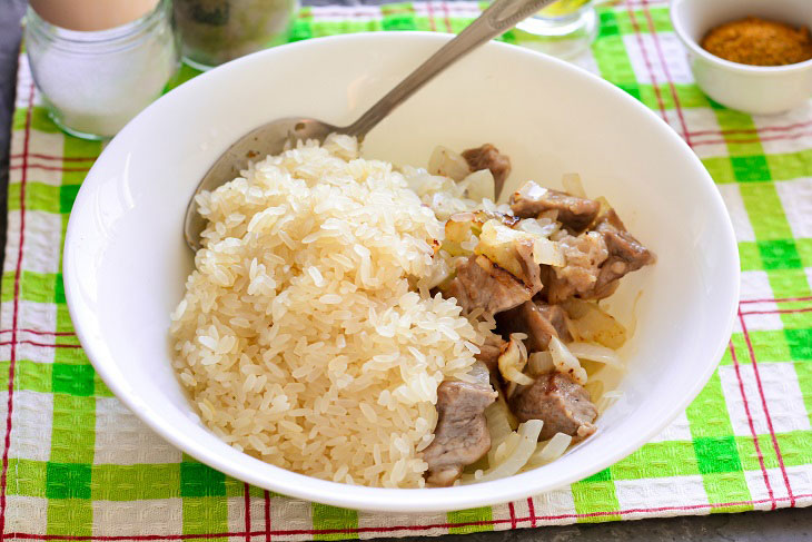 Pilaf in the sleeve in the oven - a simple and tasty recipe without the hassle