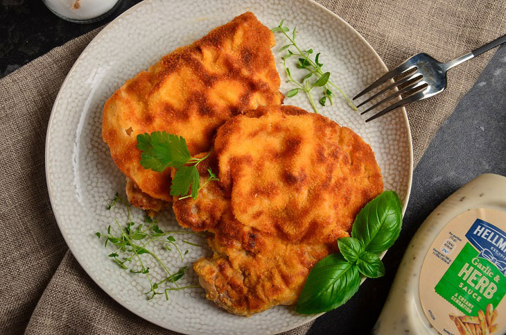 Bavarian schnitzel - tender meat with a crispy crust