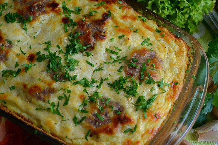 Potato casserole with meatballs - a simple and very tasty dinner