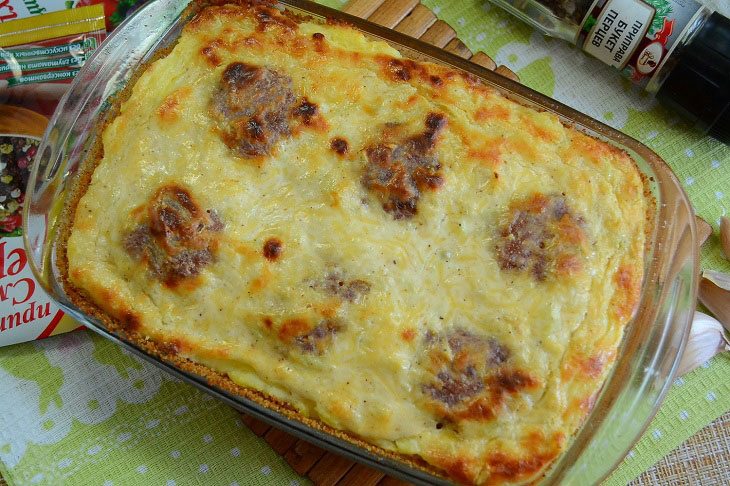 Potato casserole with meatballs - a simple and very tasty dinner