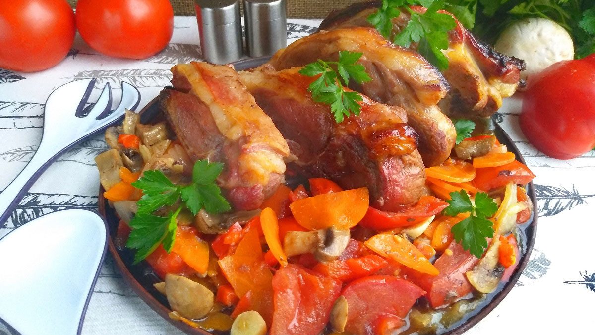 Lamb in the oven with vegetables – a tasty, simple and healthy dish