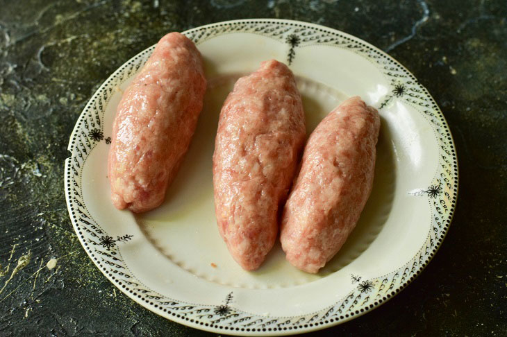 Delicious Moldavian mititei - juicy and hearty sausages