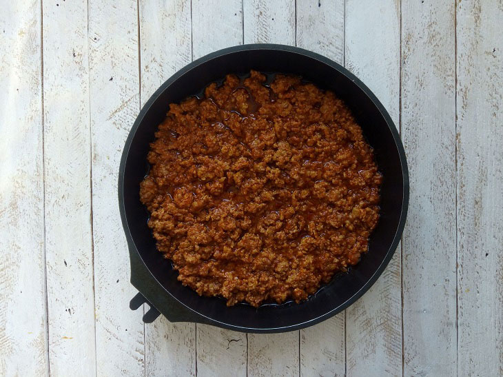 Shepherd's casserole - a recipe for a real peasant treat