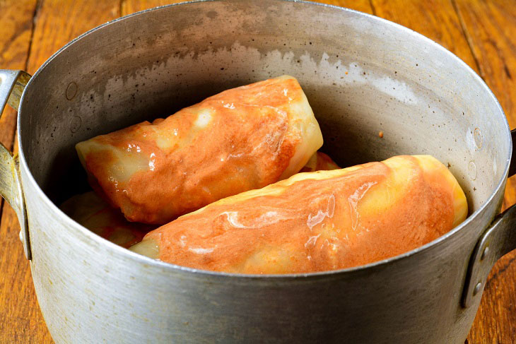 Stuffed cabbage "Like a grandmother" - a delicious dish from childhood