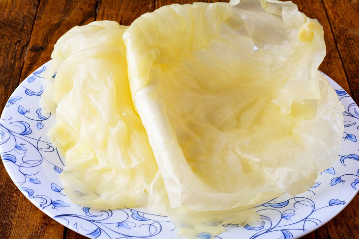 Stuffed cabbage "Like a grandmother" - a delicious dish from childhood