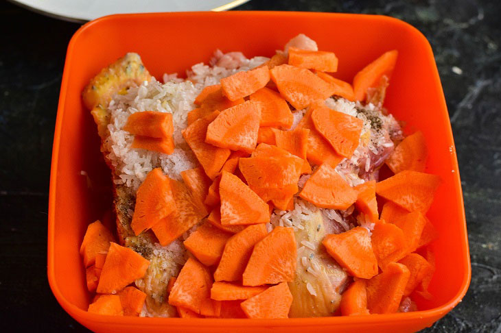 Pilaf in the sleeve in the oven - crumbly, beautiful and very tasty