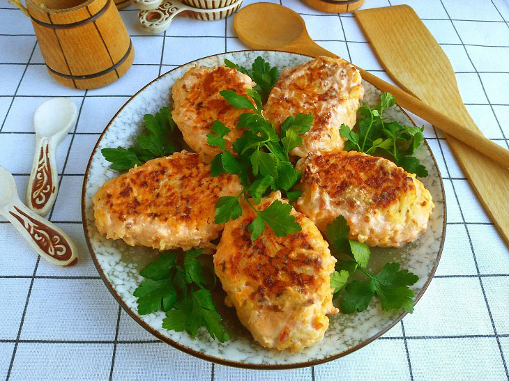 Lazy cabbage rolls with minced chicken - a simple and quick recipe without cabbage shell