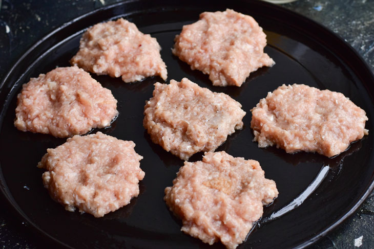 Cutlets "Swallow's Nest" - very tasty and juicy