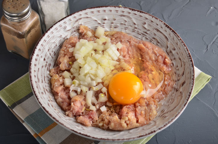 Creamy meatballs in the oven - very tasty and juicy