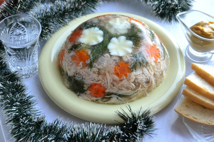 Festive aspic with chicken breast and pork leg