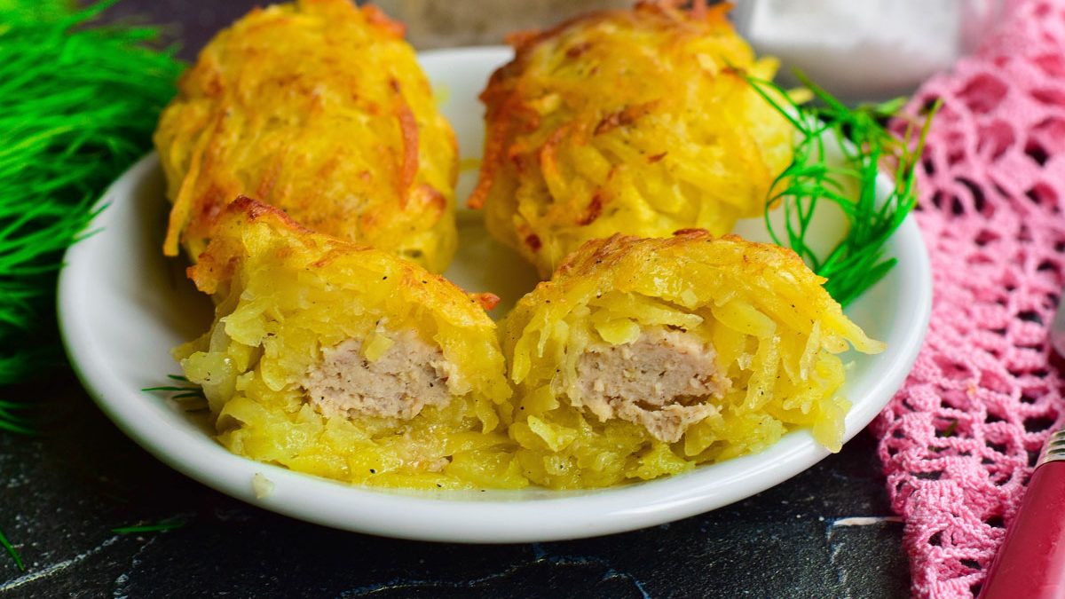 Sorcerers from potatoes and minced meat – very appetizing and satisfying