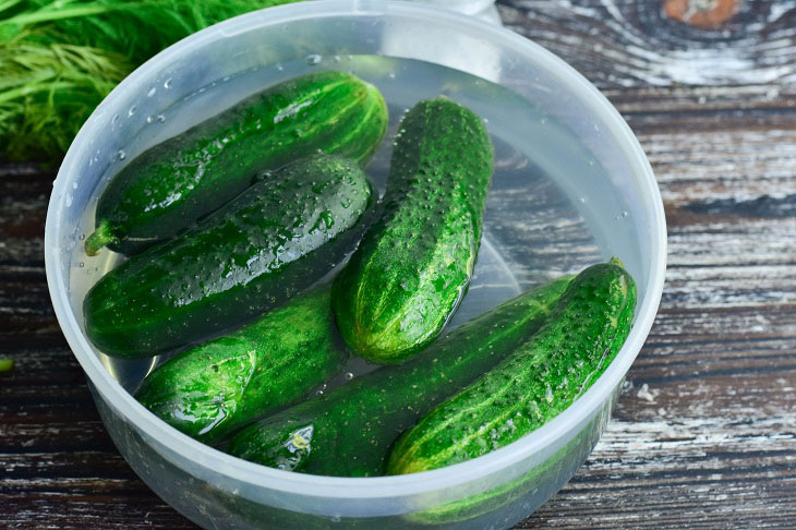 Cucumbers for the winter without seaming - a quick and easy recipe