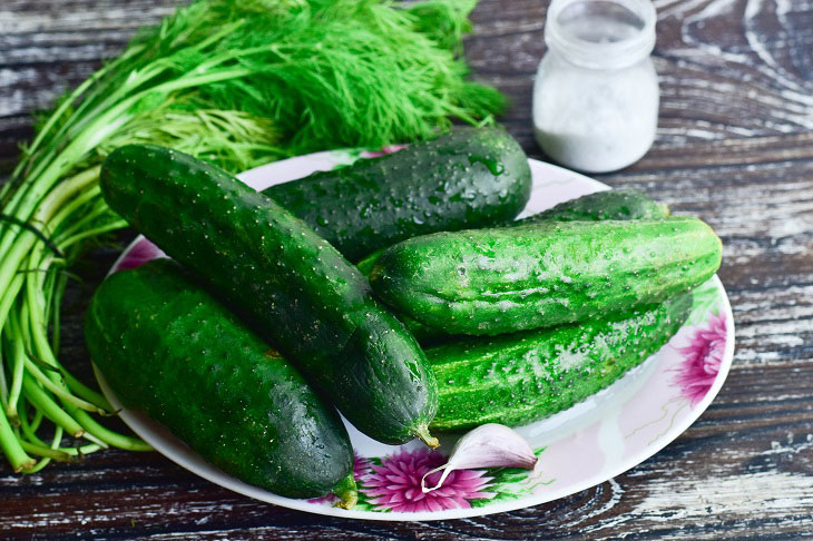 Cucumbers for the winter without seaming - a quick and easy recipe