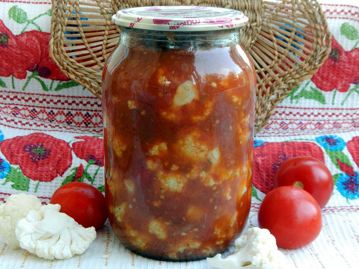 Cauliflower in tomato is a great snack at any time of the year