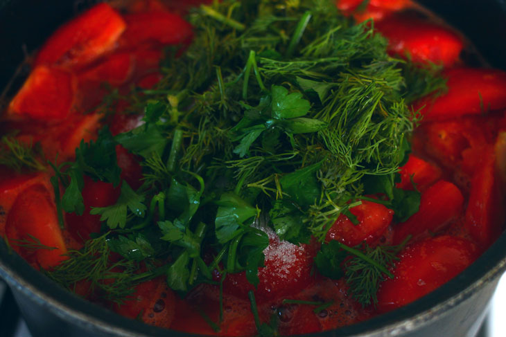 Cucumbers in tomato sauce for the winter - a step by step recipe with a photo