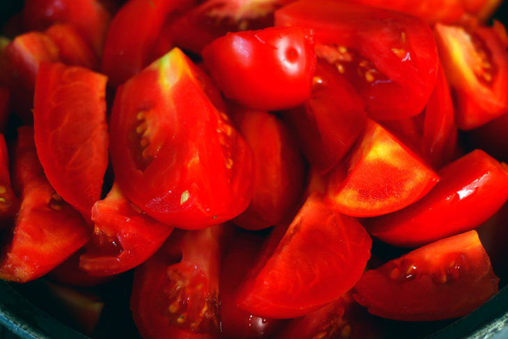 Cucumbers in tomato sauce for the winter - a step by step recipe with a photo