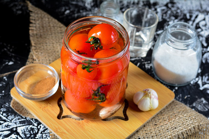 Tomatoes with cinnamon for the winter - you will not find these in the store