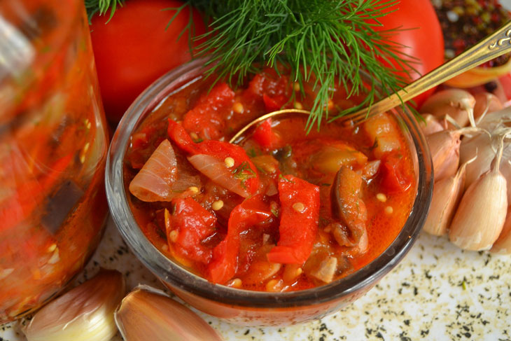 Eggplant stew with sweet pepper for the winter without sterilization