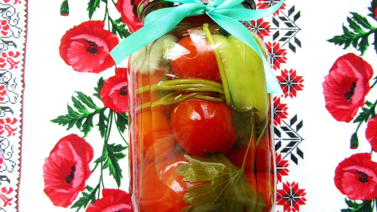 Canned tomatoes “Sweet” – delicious homemade preparations for the winter