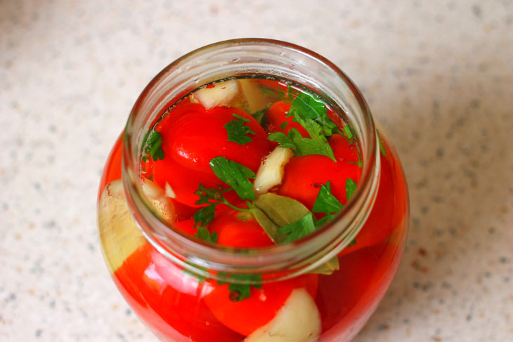 Tomatoes with sweet peppers for the winter - a step by step recipe with a photo