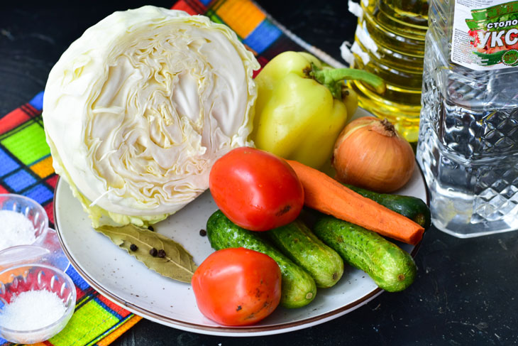 Salad "Hunter" with cabbage in jars for the winter - simply and quickly