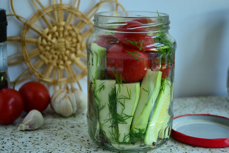 Delicious assortment of zucchini and tomatoes for the winter - a step by step recipe with a photo