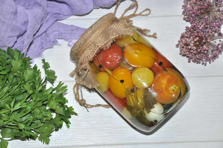 Pickled tomatoes for the winter without sterilization - a step by step recipe with a photo