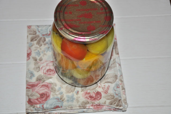 Pickled tomatoes for the winter without sterilization - a step by step recipe with a photo