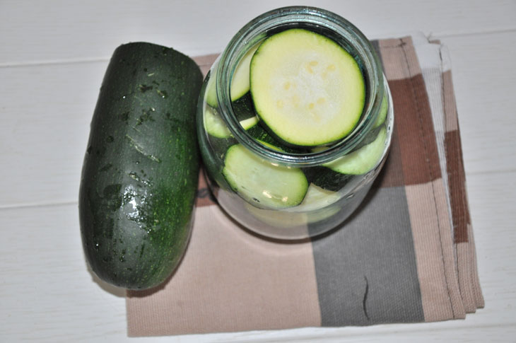 Bulgarian zucchini - step by step recipe with photo