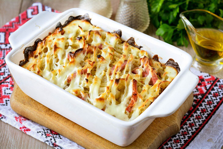 Traditional Belarusian casserole "Myadzvedz" - hearty and very tasty