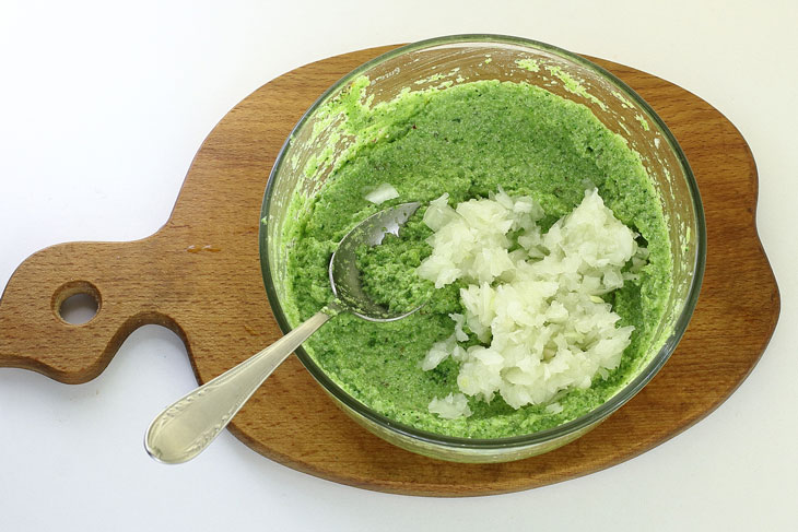 Broccoli cutlets in a slow cooker - a simple recipe for lovers of healthy food