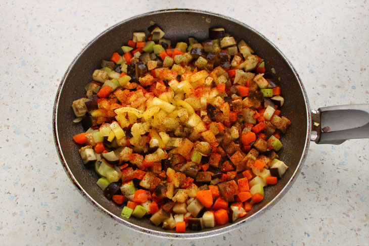 Hearty and tasty bulgur with vegetables - when you are tired of the usual side dishes