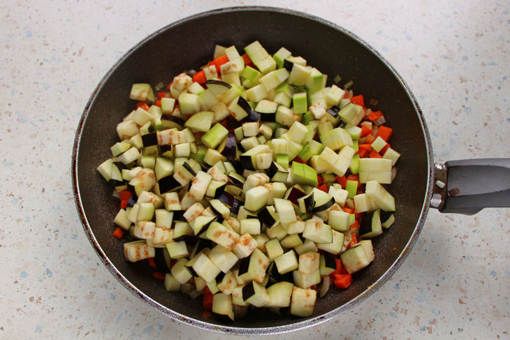 Hearty and tasty bulgur with vegetables - when you are tired of the usual side dishes