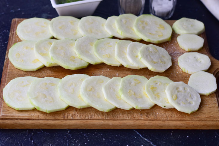 Fried zucchini in Belarusian - a simple and original dish