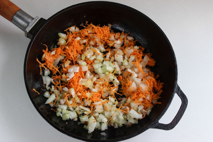 Zucchini with minced meat and cheese - it's so delicious that you will want to repeat it again and again