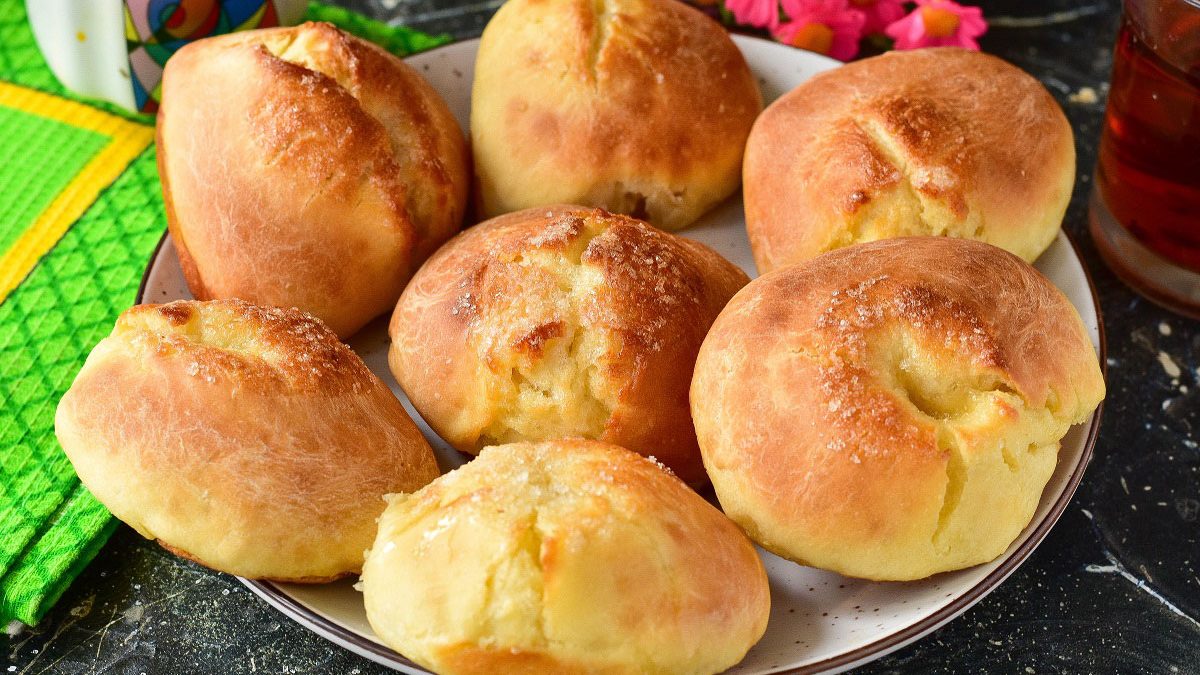 Buns “Butter Eyes” – soft and tender pastries