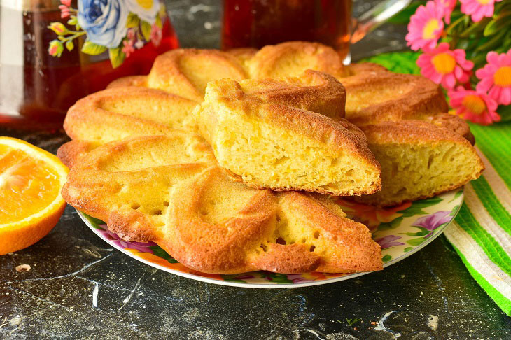 Orange cake - fragrant and appetizing