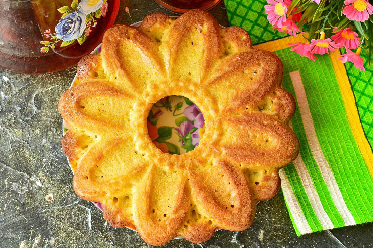 Orange cake - fragrant and appetizing