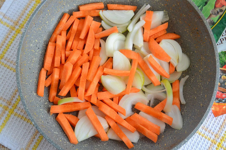 Sauté eggplant for the winter without sterilization - a fragrant and simple preparation