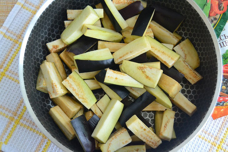 Sauté eggplant for the winter without sterilization - a fragrant and simple preparation