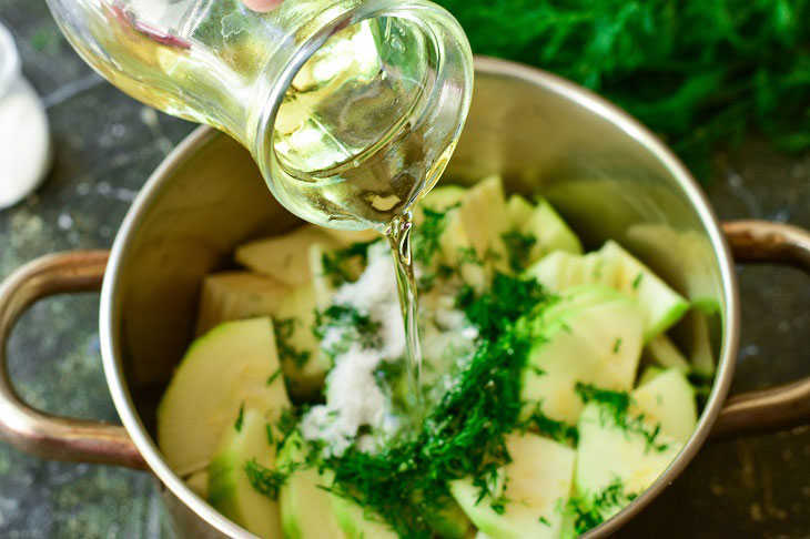 Zucchini salad for the winter - a budget and tasty preparation