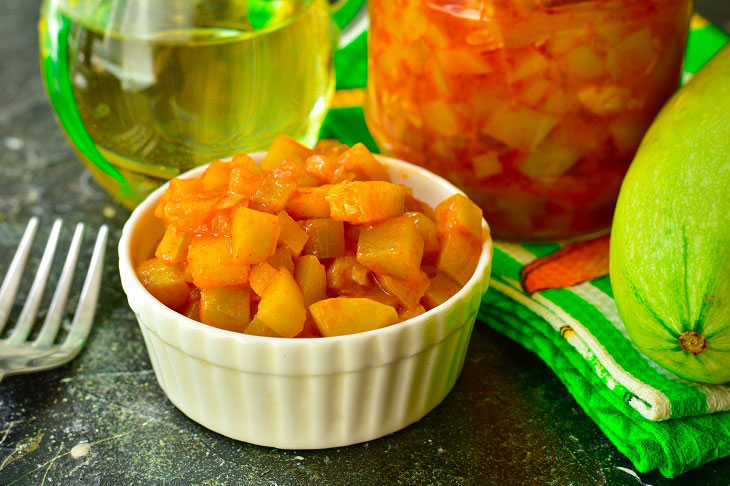 Zucchini with tomato paste for the winter - a versatile vegetable snack