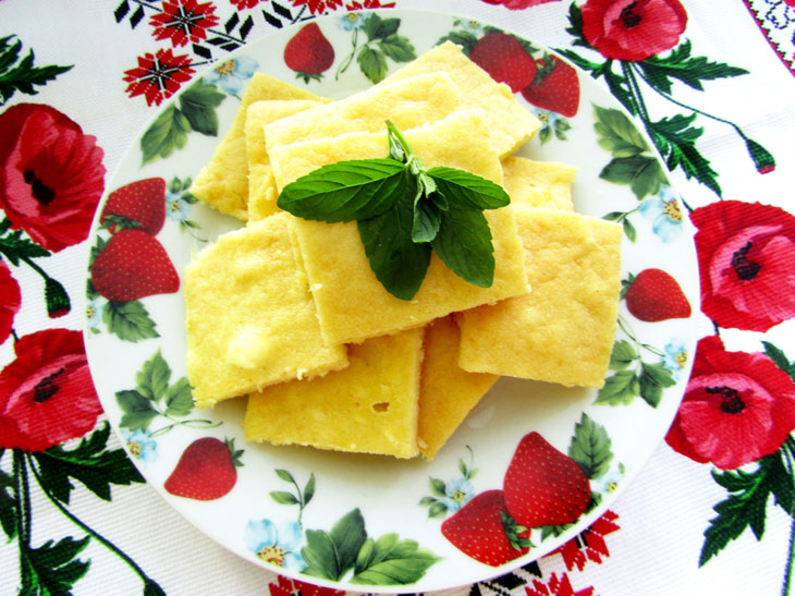 Casserole "Snow White" from cottage cheese and semolina - a step by step recipe with a photo