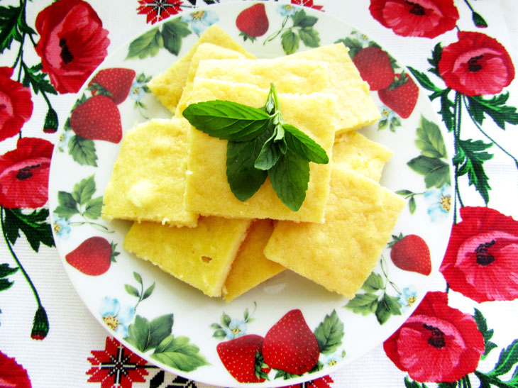 Casserole "Snow White" from cottage cheese and semolina - a step by step recipe with a photo