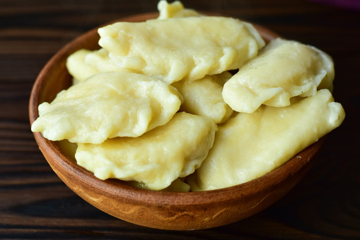 Vareniki with cottage cheese on choux pastry - very tender and juicy