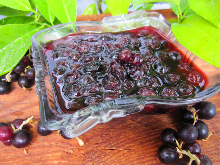 Divine blackcurrant jam - fragrant and tasty delicacy