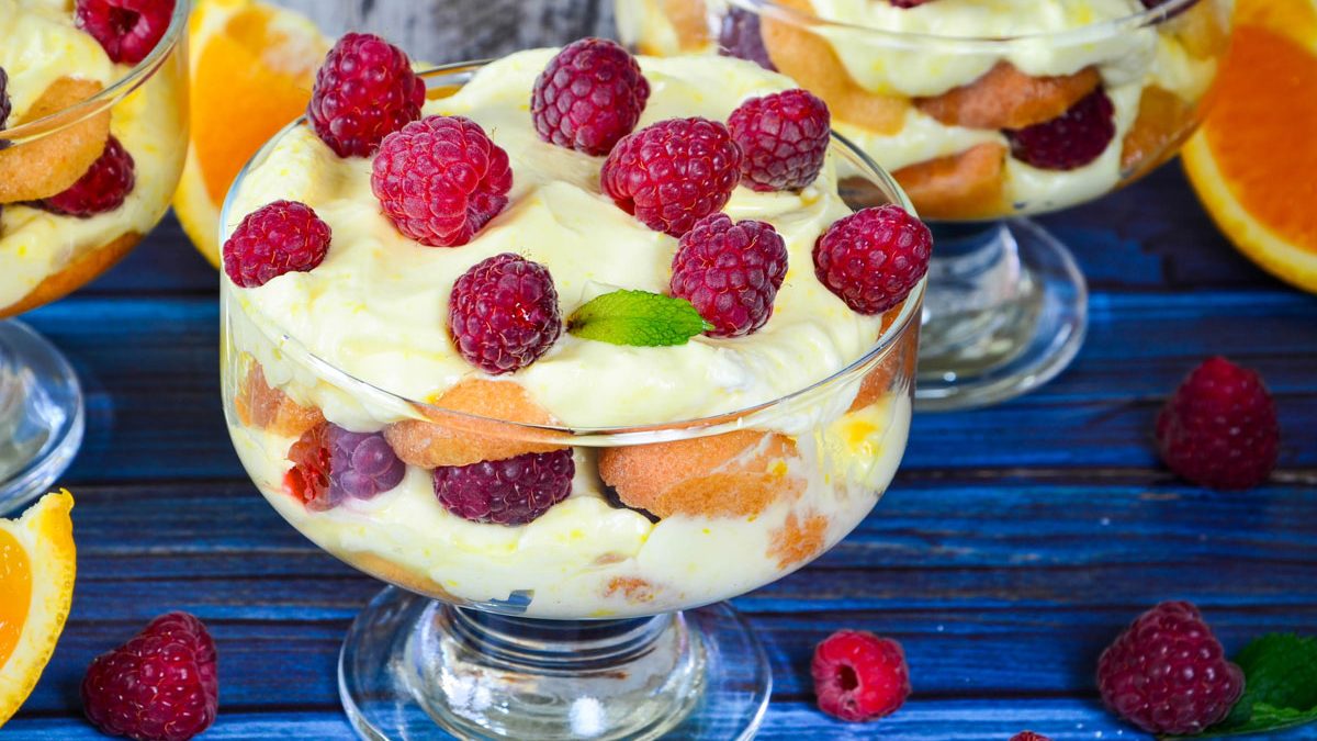 Italian dessert “Tiramisu” with raspberries – an unforgettable taste